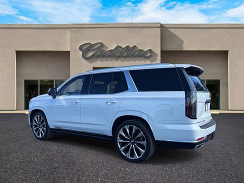 New 2026 Cadillac Escalade Platinum Luxury w/ LPO, Floor Liner Package image 5