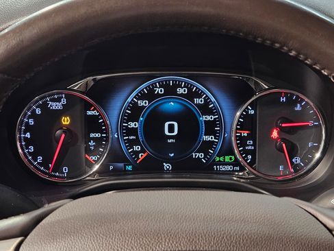 Used 2019 GMC Acadia Denali image 15