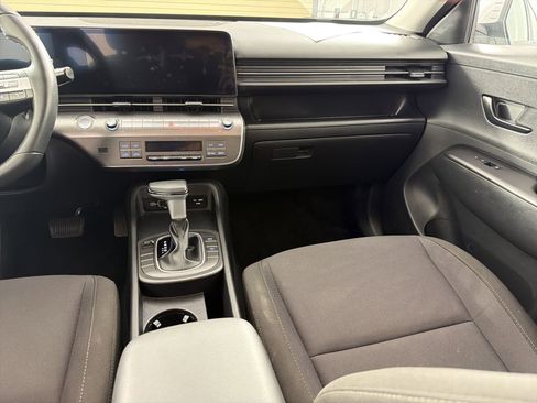 Used 2025 Hyundai Kona SEL image 27