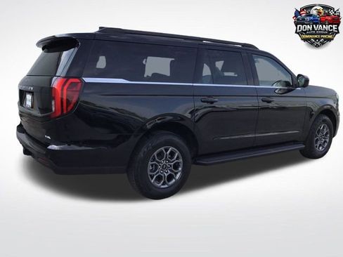 Used 2025 Ford Expedition Max Active AWD/4WD image 5