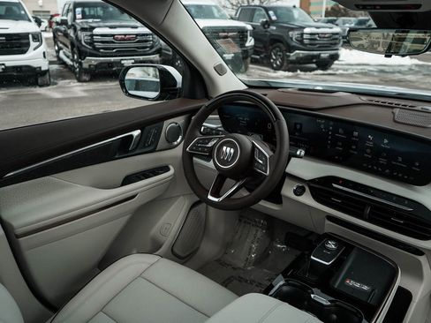 New 2026 Buick Enclave Avenir w/ Super Cruise Package image 16