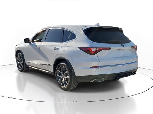 Used 2022 Acura MDX FWD w/ Technology Package image 4