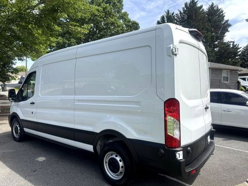 Used 2020 Ford Transit 250 Medium Roof image 3