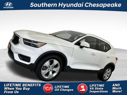 Used 2019 Volvo XC40 T5 Momentum
