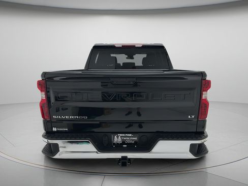 Used 2024 Chevrolet Silverado 1500 LT AWD/4WD image 6