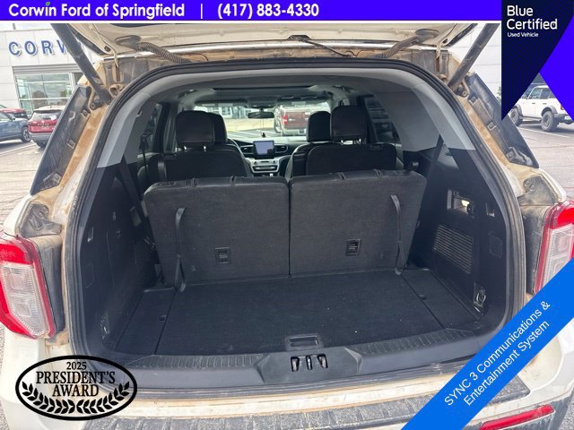 Used 2021 Ford Explorer XLT w/ Equipment Group 202A AWD/4WD image 11