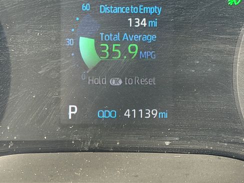 Used 2023 Toyota Sienna XSE AWD/4WD image 19