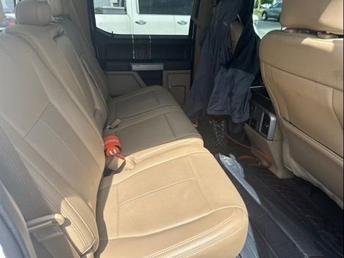 Used 2019 Ford F150 Lariat RWD image 27