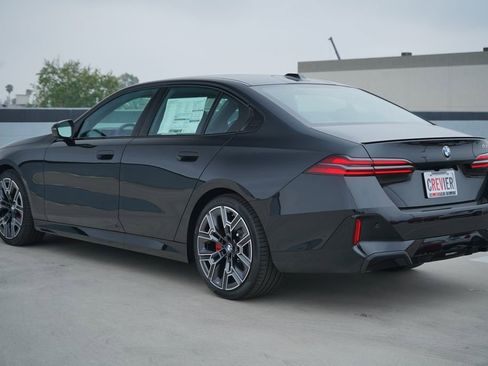 New 2026 BMW 530i w/ M Sport Package image 7