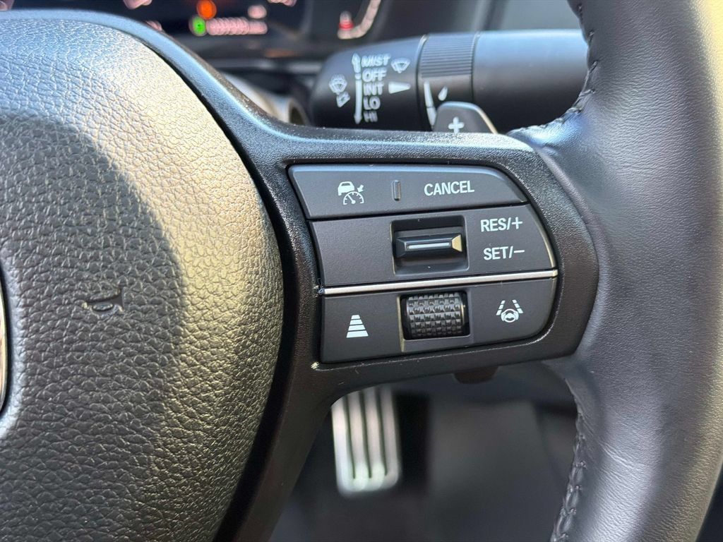 Used 2023 Honda Accord Sport image 28