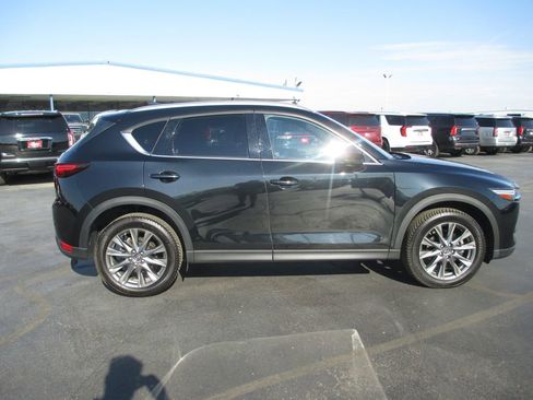 Used 2019 MAZDA CX-5 Signature image 4