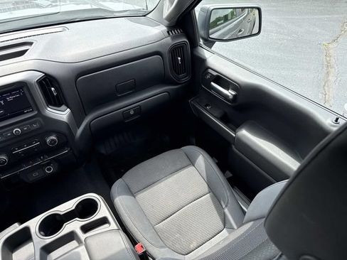 Used 2020 Chevrolet Silverado 1500 Custom AWD/4WD image 25
