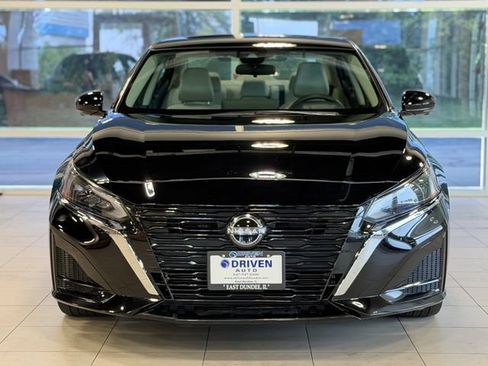 Used 2023 Nissan Altima 2.5 SL FWD image 2