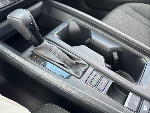 Certified 2023 Honda Accord EX image 19