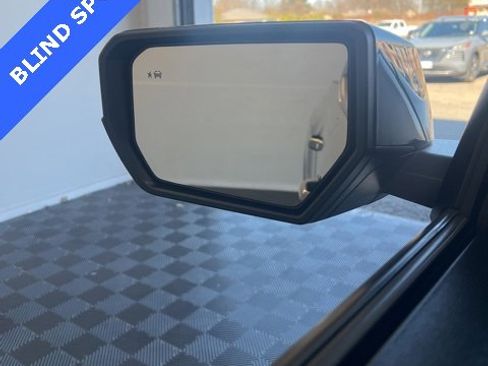 Used 2023 Chevrolet Colorado LT w/ LT Convenience Package III image 14