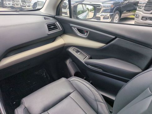 Used 2022 Subaru Ascent Limited w/ Technology Package AWD/4WD image 19