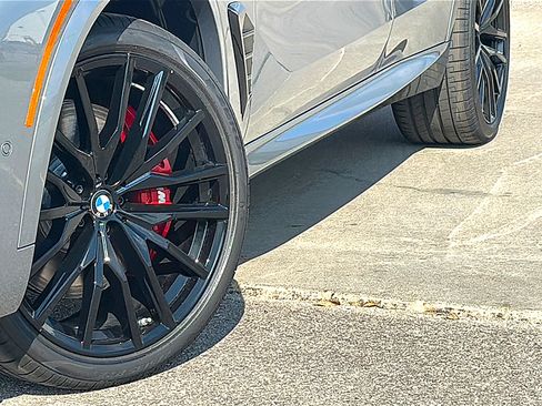 New 2026 BMW X5 M60i AWD/4WD image 3