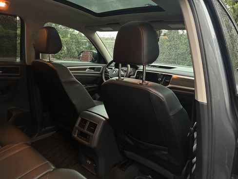 Used 2019 Volkswagen Atlas SEL FWD image 21