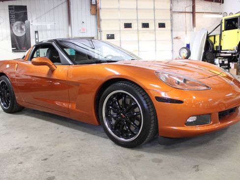 Used 2007 Chevrolet Corvette Coupe w/ Preferred Equipment Group image 8