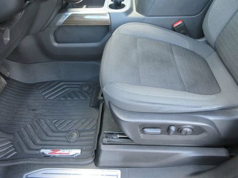 Certified 2021 Chevrolet Silverado 1500 RST AWD/4WD image 24