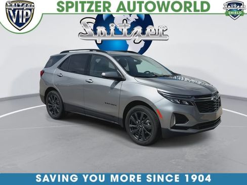 Used 2023 Chevrolet Equinox RS AWD/4WD image 3