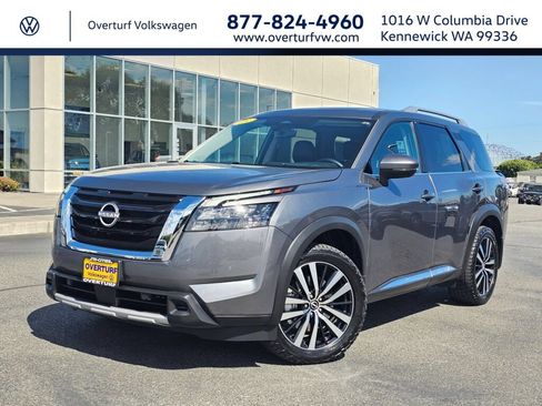 Used 2025 Nissan Pathfinder Platinum AWD/4WD image 1