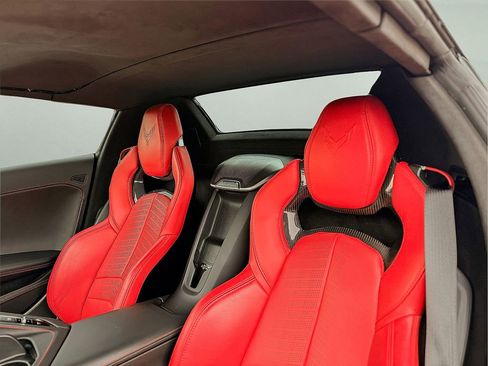 Used 2023 Chevrolet Corvette Stingray Premium Conv w/ Z51 Performance Package image 20