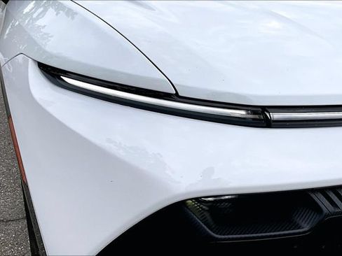 Certified 2024 Chevrolet Equinox EV RS FWD image 27