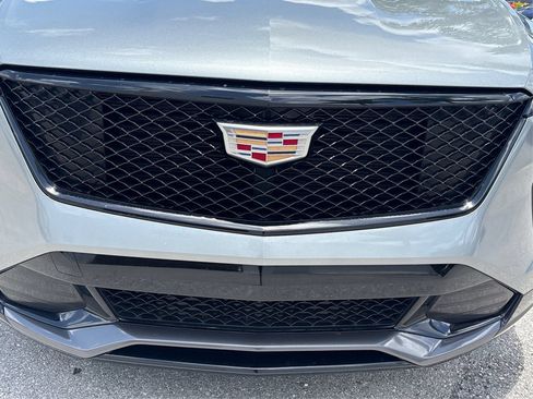 Certified 2024 Cadillac XT4 Sport FWD image 14