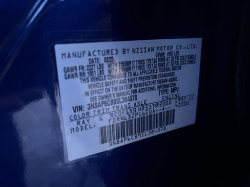 Used 2025 Nissan Kicks SV image 36