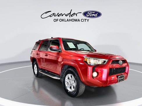 Used 2019 Toyota 4Runner SR5 image 2
