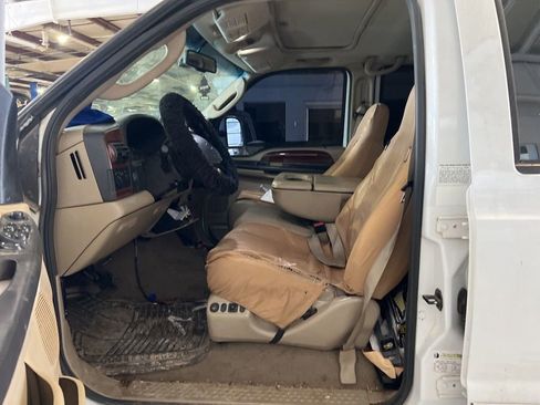 Used 2006 Ford F350 Lariat image 6