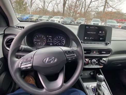 Used 2023 Hyundai Kona SEL image 19