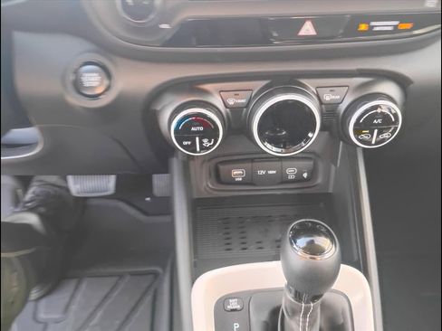 New 2026 Hyundai Venue SEL image 26