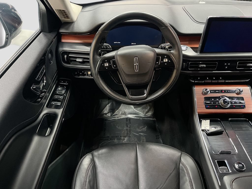 Used 2024 Lincoln Aviator Reserve AWD/4WD image 24