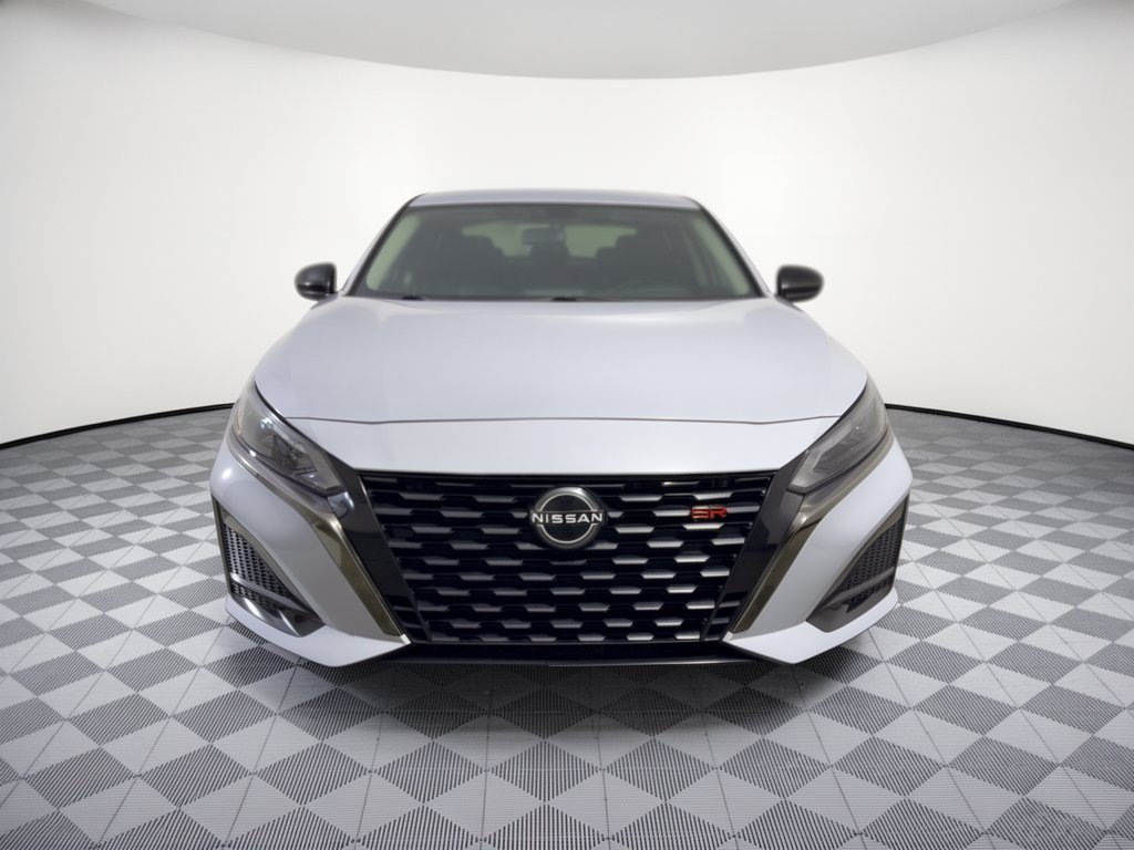 Used 2023 Nissan Altima 2.5 SR FWD image 6