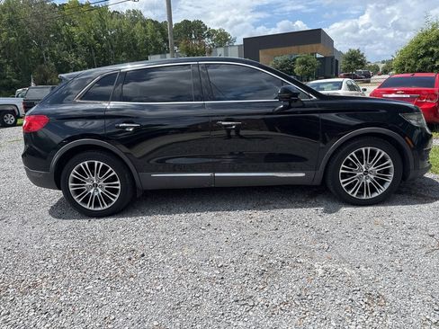Used 2016 Lincoln MKX Reserve w/ Luxury Package FWD image 2