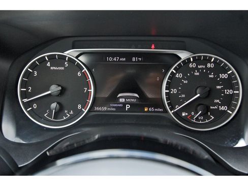 Certified 2023 Nissan Rogue SL FWD image 16