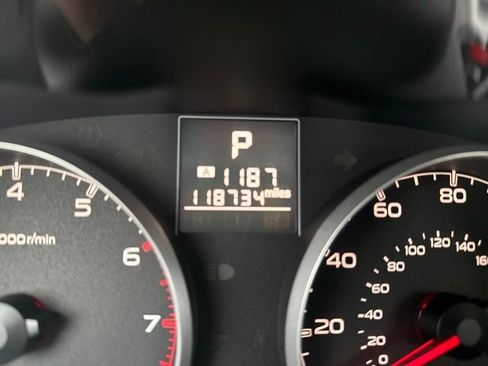 Used 2013 Subaru Legacy 2.5i Premium image 23