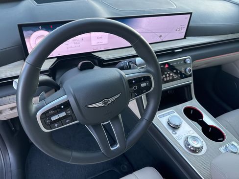 Used 2025 Genesis GV80 3.5T Advanced image 26