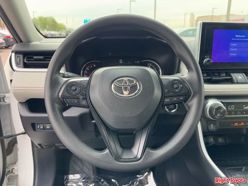 Certified 2025 Toyota RAV4 XLE image 21