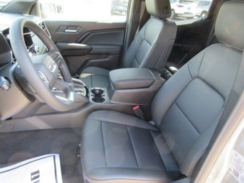 New 2026 GMC Canyon Elevation w/ Convenience Package RWD image 16