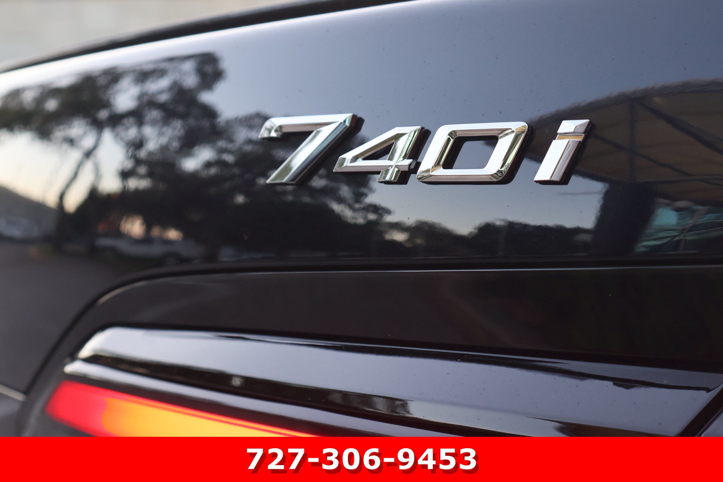 Used 2026 BMW 740i RWD image 9