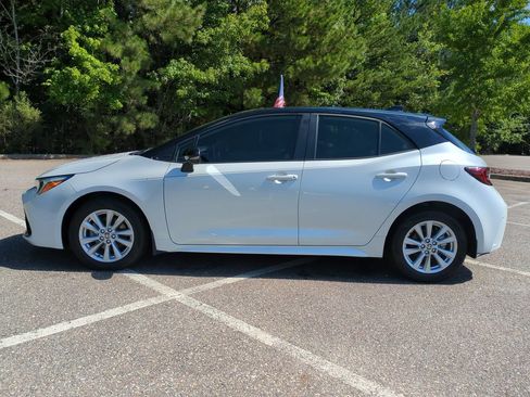 Used 2025 Toyota Corolla SE FWD image 7