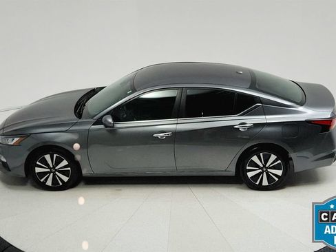 Used 2022 Nissan Altima 2.5 SV FWD image 18