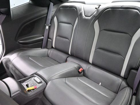 Used 2017 Chevrolet Camaro LT image 31