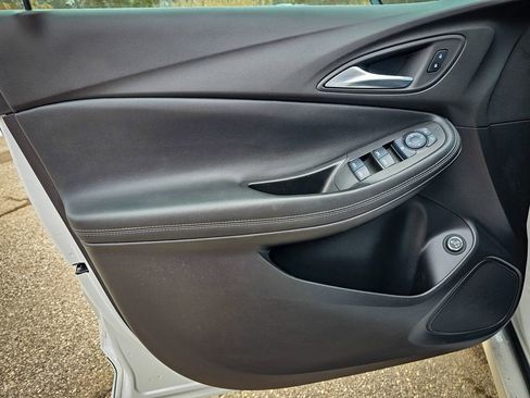 Certified 2023 Buick Encore GX Select w/ Sport Touring Package image 9