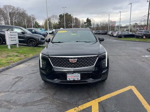Used 2025 Cadillac XT4 Premium Luxury AWD/4WD image 7