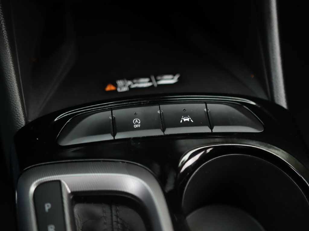 Used 2025 Buick Envista Sport Touring w/ Convenience I Package FWD image 16