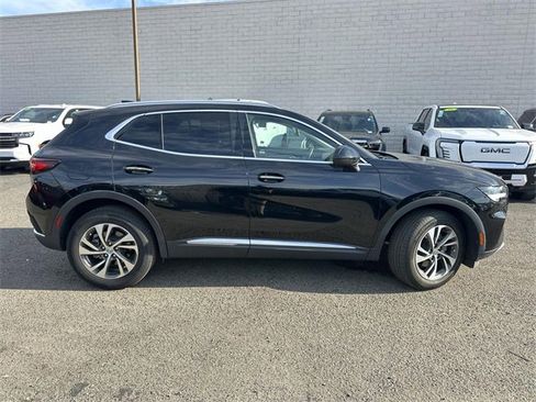 Used 2022 Buick Envision Essence w/ Safety Package image 3